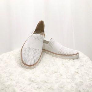 ⭐️ SOLD ⭐️ UGG Mesh Casuals - New